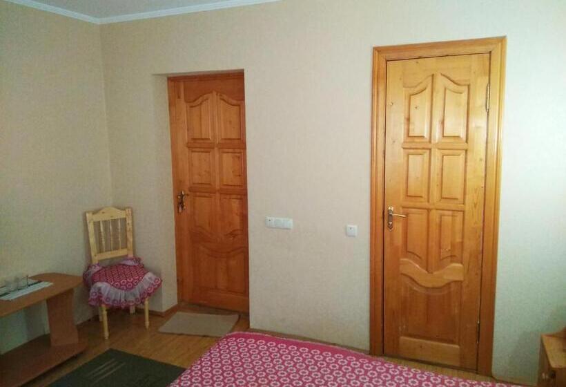 آپارتمان 1 خوابه, Oskolok Dovbusha Mini