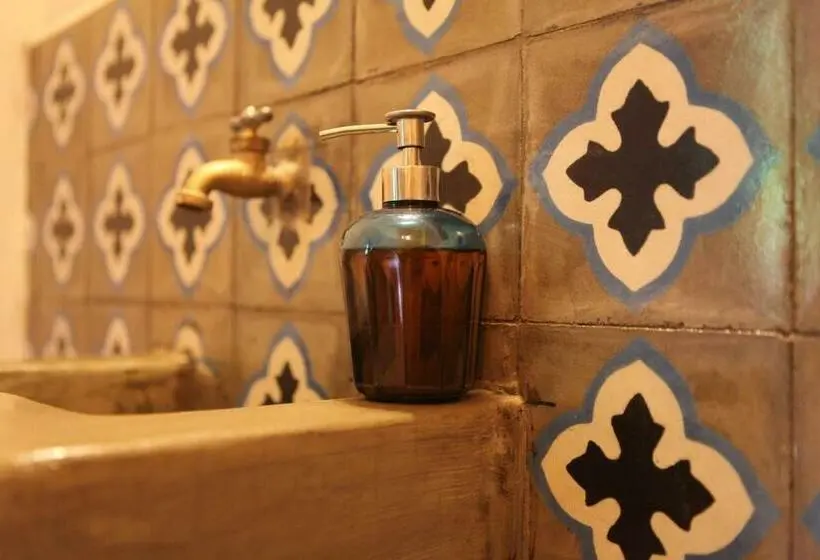 اتاق استاندارد چهار تخته, Hostal La Tortuga Booluda
