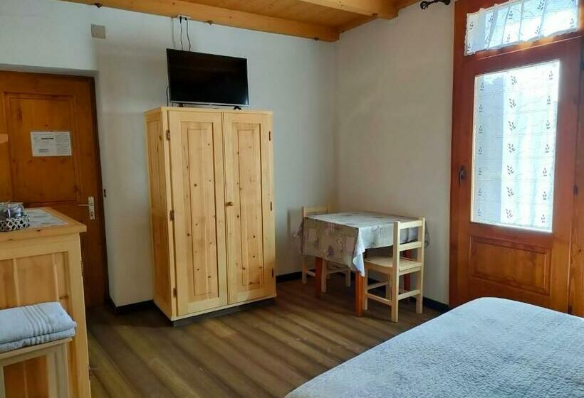 スタンダードルーム, Camere Vecchio Borgo