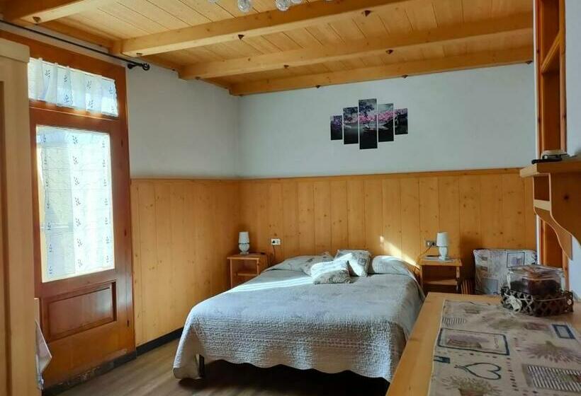 スタンダードルーム, Camere Vecchio Borgo