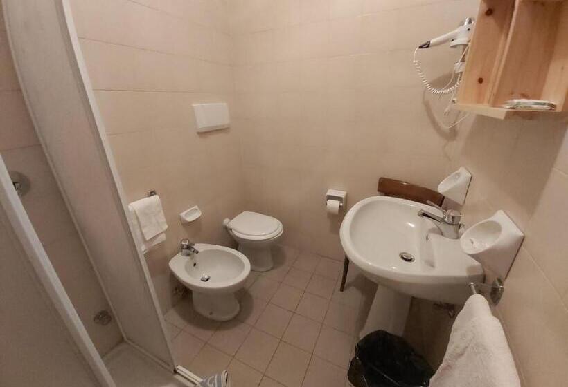 Номер Стандарт Трехместный, Camere Vecchio Borgo