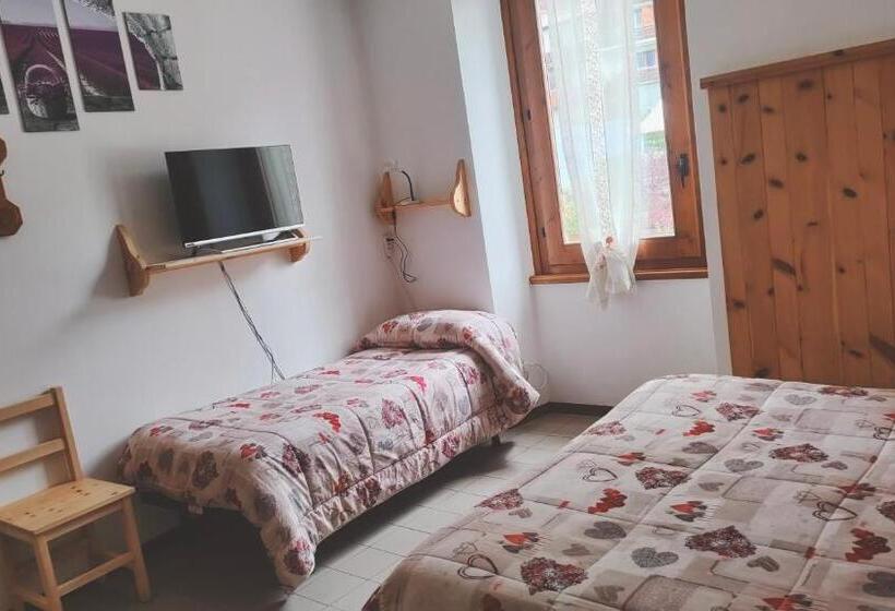Номер Стандарт Трехместный, Camere Vecchio Borgo