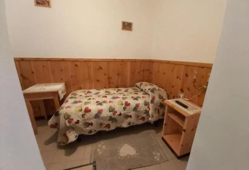 اتاق استاندارد یک نفره, Camere Vecchio Borgo