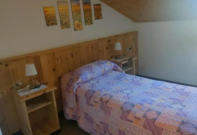 اتاق استاندارد یک نفره, Camere Vecchio Borgo