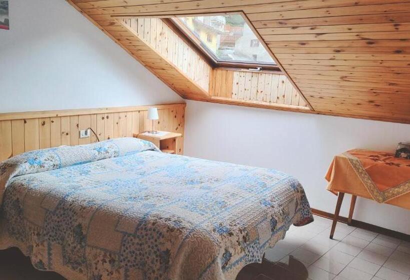 スタンダードルーム, Camere Vecchio Borgo