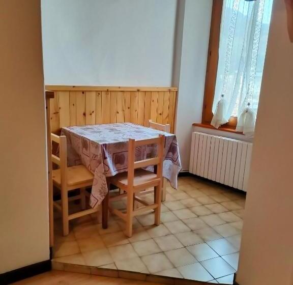 スタンダードトリプルルーム, Camere Vecchio Borgo