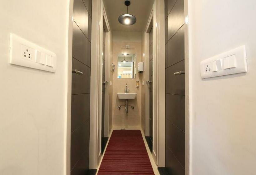 Кровать в Общей Комнате, Blue Beds Hostel