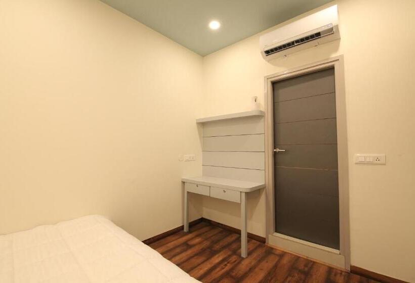 Номер Стандарт с Балконом, Blue Beds Hostel