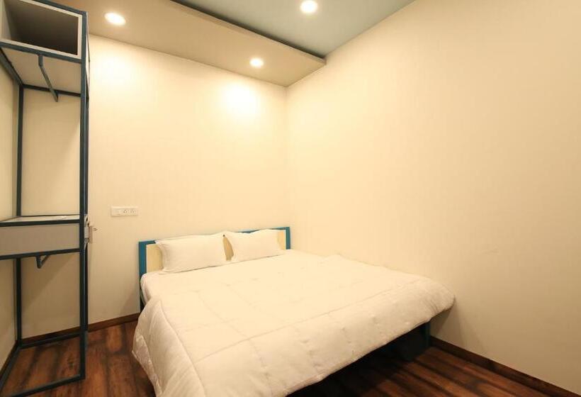 Номер Стандарт с Балконом, Blue Beds Hostel