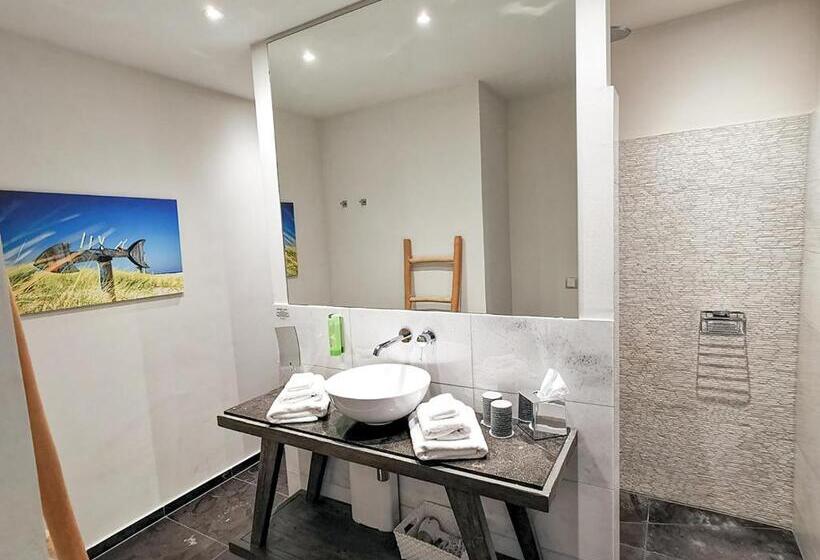 디럭스 테라스 룸 바다 전망, Easy Living