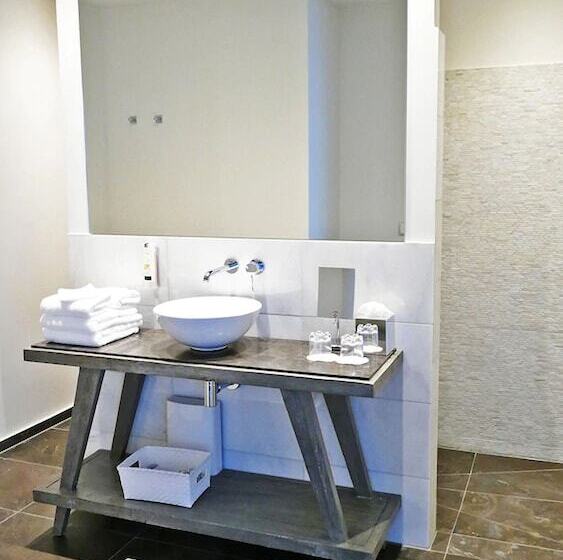 디럭스 룸, Easy Living