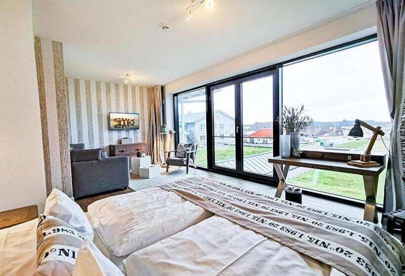 디럭스 룸, Easy Living