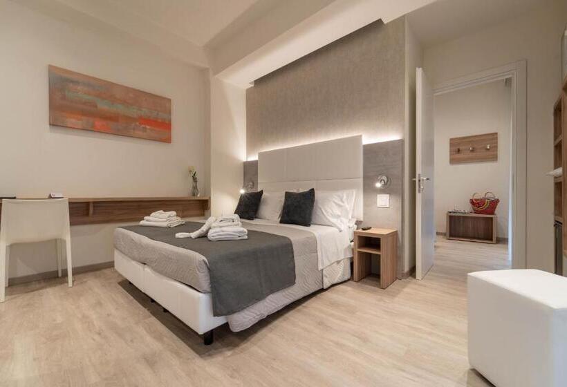 高级大房间, Reggiana