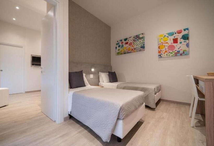 高级家庭房间, Reggiana