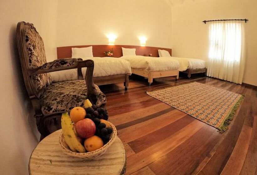 اتاق سوپریور سه تخته, Usgar San Pedro Boutique