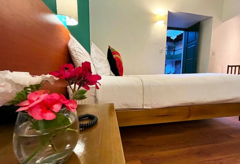 اتاق سوپریور سه تخته, Usgar San Pedro Boutique