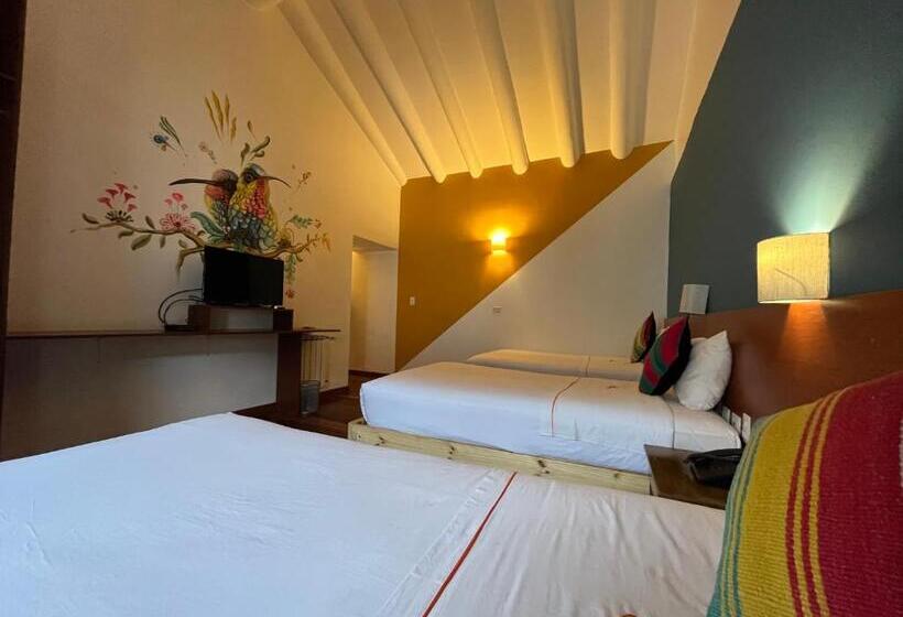 اتاق سوپریور سه تخته, Usgar San Pedro Boutique