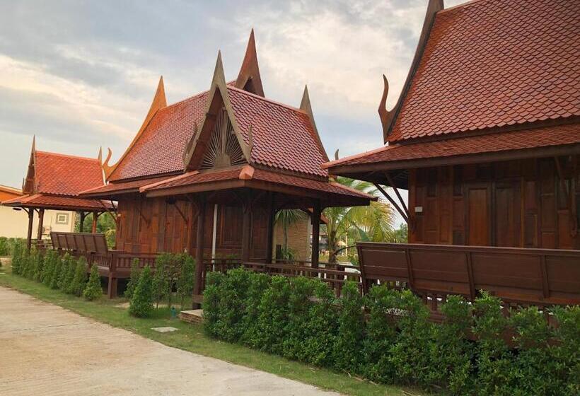 Дом 1 Спальня, Lamphurai Riverside Resort And Spa