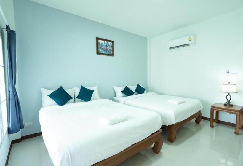 اتاق استاندارد سه تخته با بالکن, Lamphurai Riverside Resort And Spa