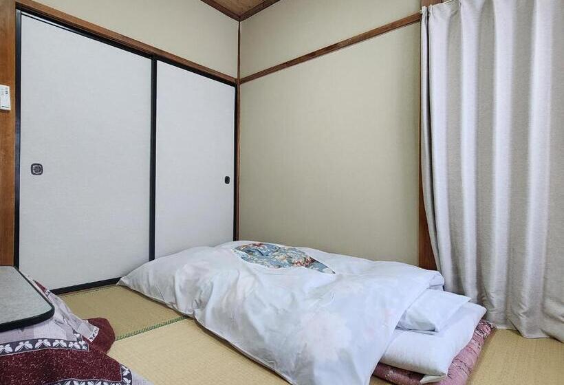 标准单人间共用浴室, Minshuku Kojima