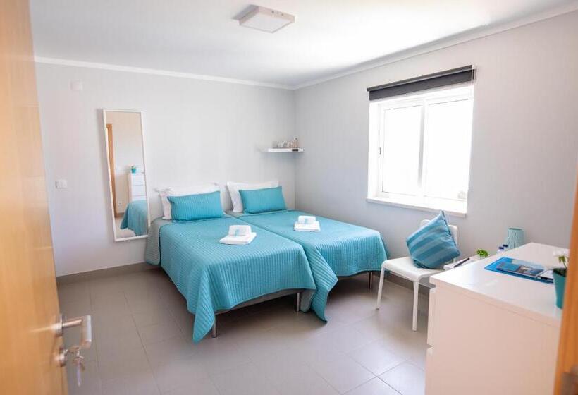 Deluxe Zimmer, Ericeira Atlantic   Hostel