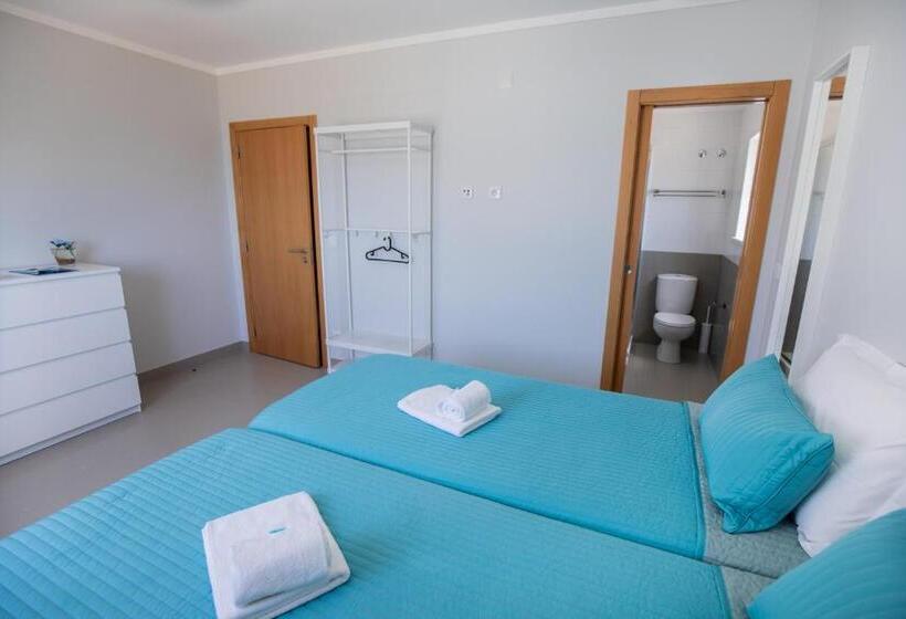 Deluxe Zimmer, Ericeira Atlantic   Hostel