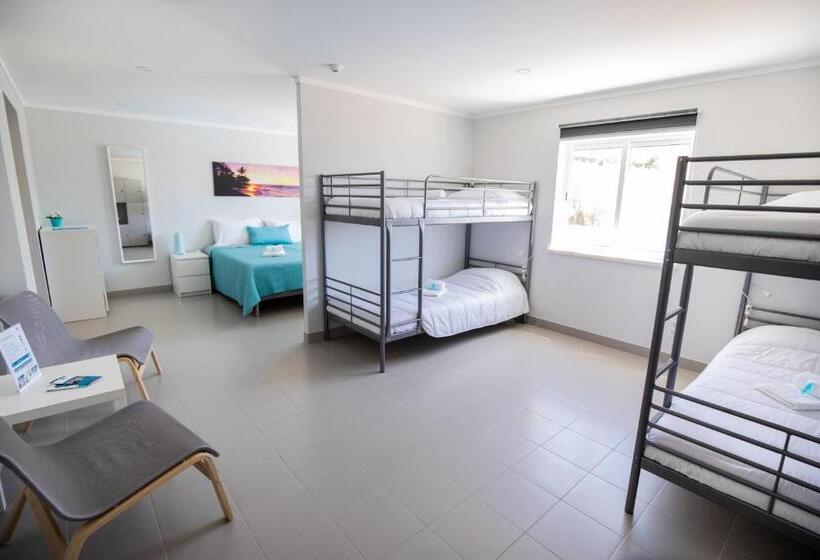 Superior Familienzimmer, Ericeira Atlantic   Hostel