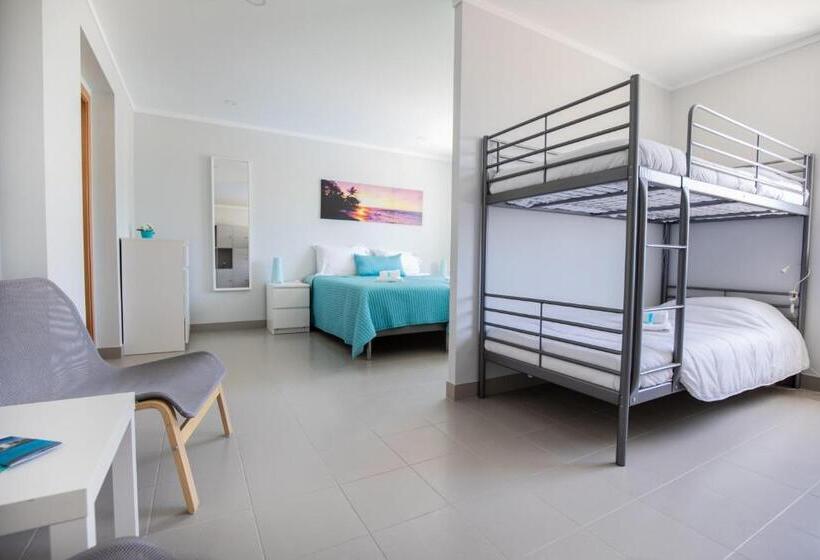 Superior Familienzimmer, Ericeira Atlantic   Hostel