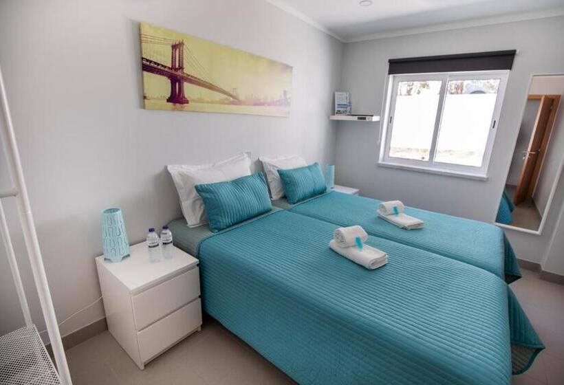 Standardzimmer, Ericeira Atlantic   Hostel