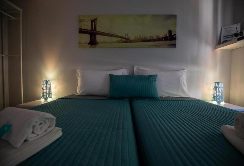 Standardzimmer, Ericeira Atlantic   Hostel