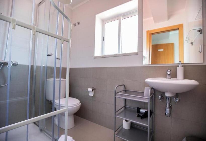 Standardzimmer, Ericeira Atlantic   Hostel