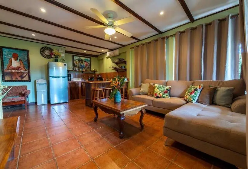 آپارتمان 1 خوابه با تراس, Villas Oasis