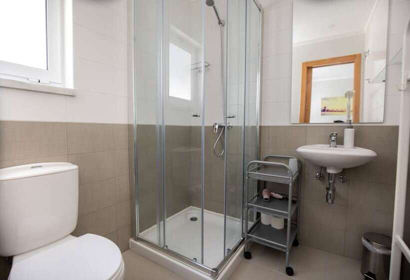 Standardzimmer, Ericeira Atlantic   Hostel