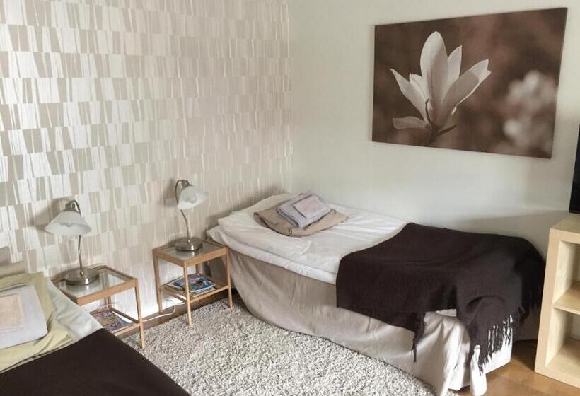 חדר סטנדרט, Höjdens Lågprishotell