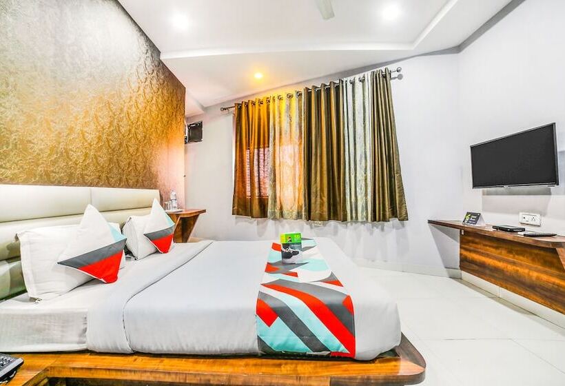 اتاق لوکس, Fabhotel Golden Village