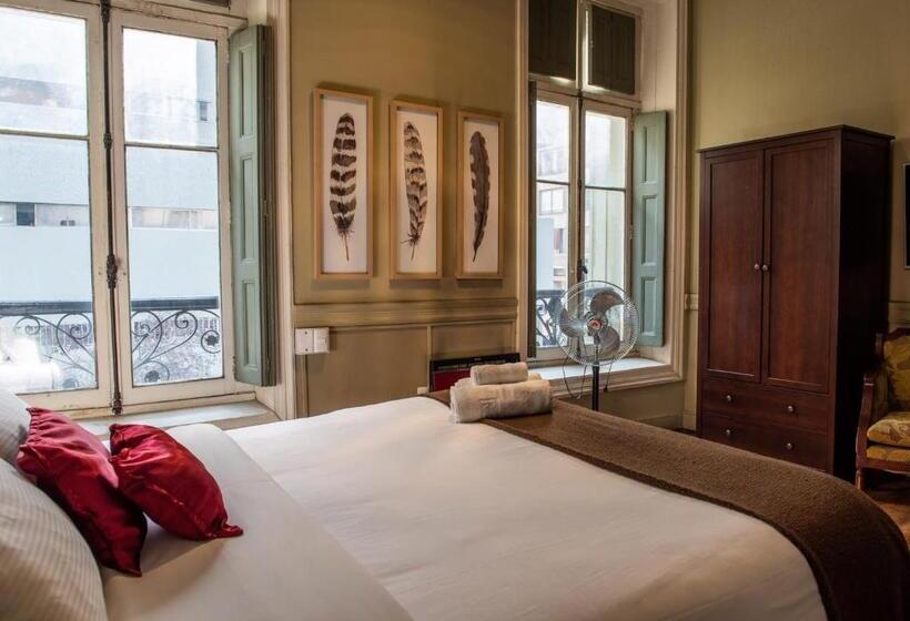 غرفة قياسية, Casa Zañartu