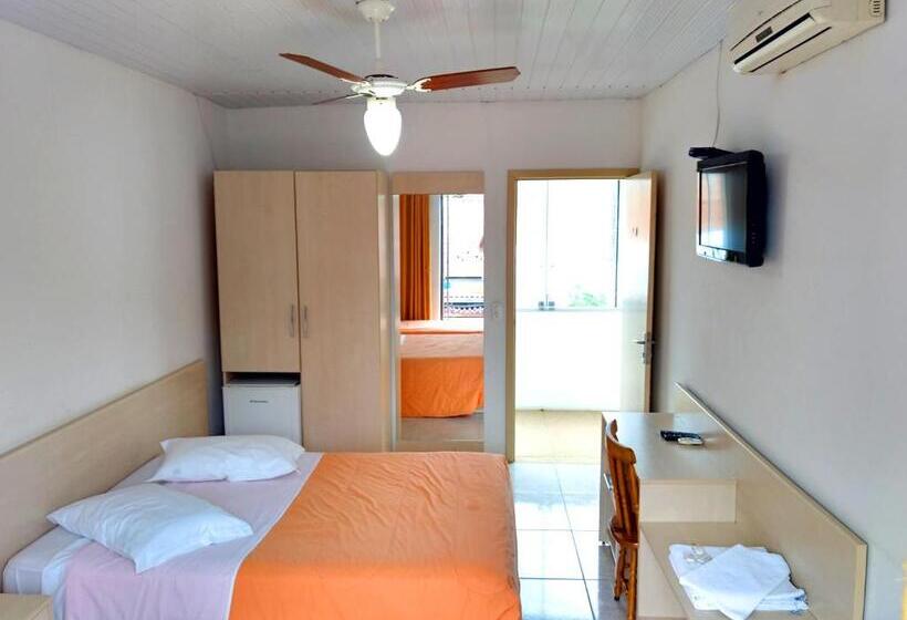 스탠다드 트리플 룸, Centenário