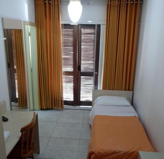 스탠다드 룸, Centenário