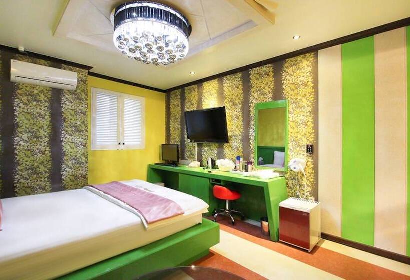 اتاق لوکس, Daegu Dongseongno Savoy