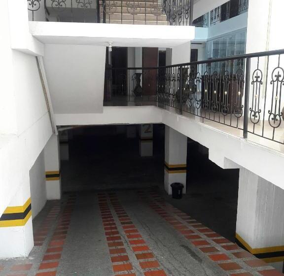 Standaard Vierpersoonskamer, Davinci Calarca