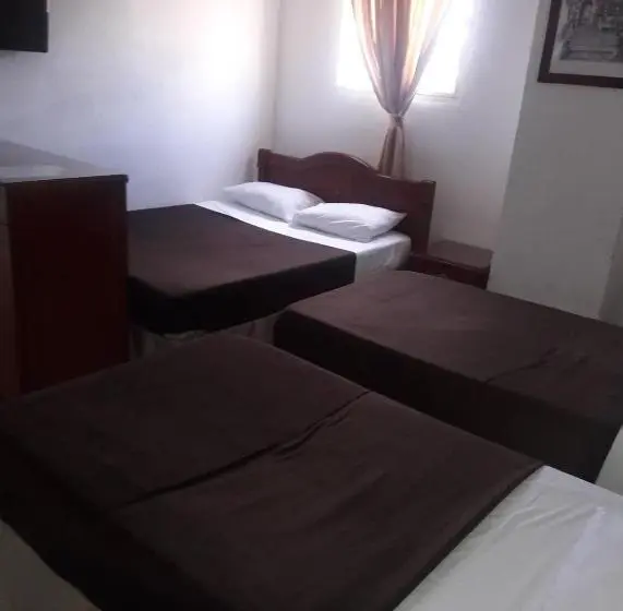 Familienzimmer, Davinci Calarca