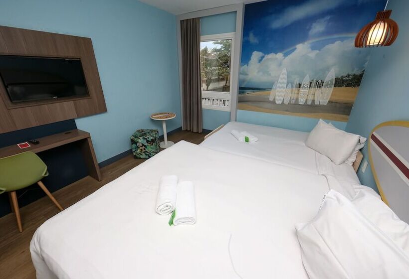 Номер Стандарт, Delphin Surf