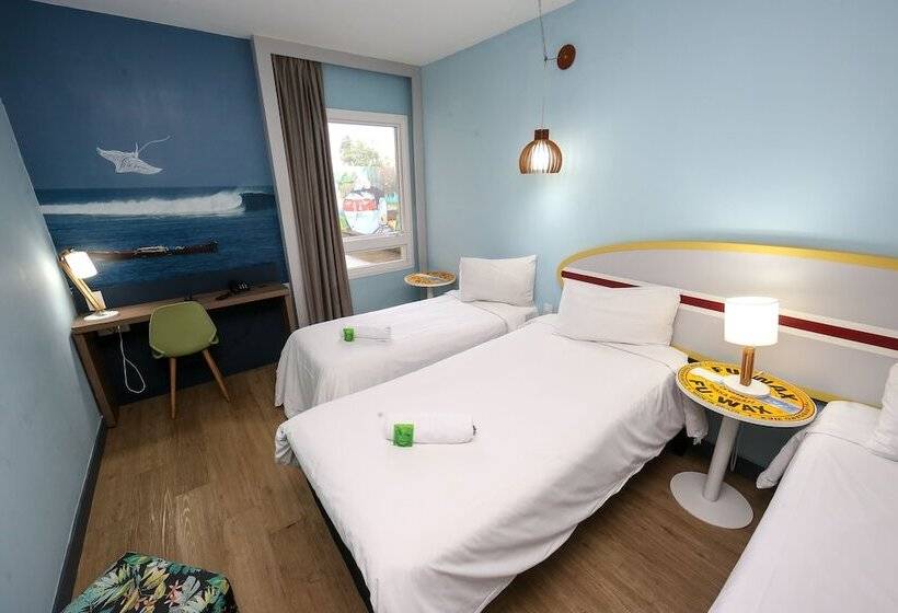 اتاق استاندارد, Delphin Surf