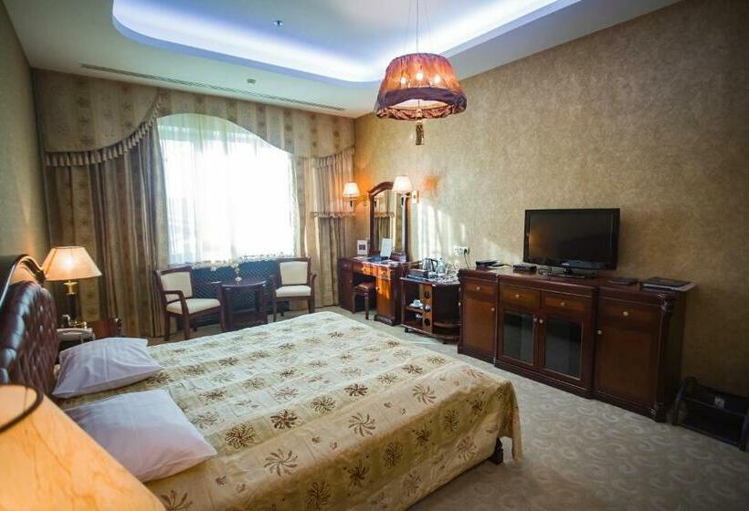 اتاق استاندارد, Feride