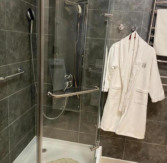 سوییت جونیور لوکس, Feride