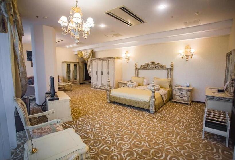 سوئیت با تخت بزرگ, Feride