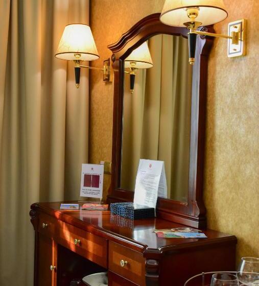 اتاق استاندارد, Feride