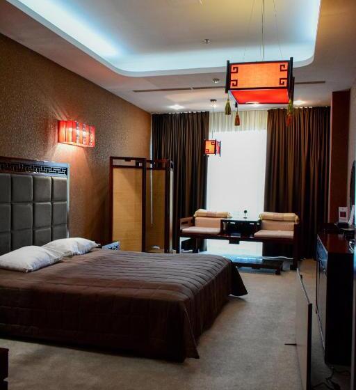 اتاق لوکس, Feride