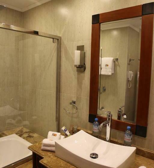 اتاق لوکس با تخت بزرگ, Taypikala Deluxe Valle Sagrado