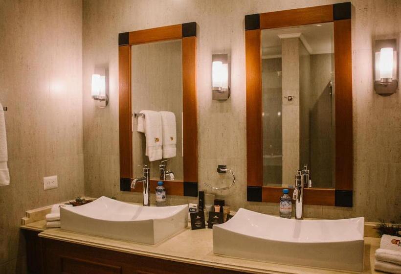 سوییت لوکس, Taypikala Deluxe Valle Sagrado